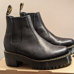Dr. Martens Black Romnetty Wyoming Leather Platform Chelsea Boot - Women's US 8